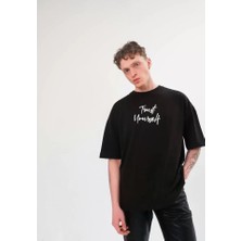 Guzu & Çarşı Unisex Bisiklet Yaka Baskılı Oversize T-Shirt - Siyah