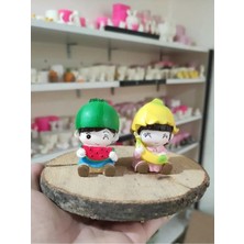 Himi Teraryum Objeleri 2'li Meyve Yiyen Çocuklar Dekoratif Biblo ve Diorama Objesi