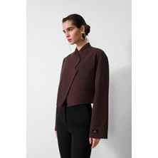 Vatkalı Diagonal crop blazer ceket