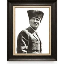 Giyense Tablore Siyah Varaklı Paspartulu Çerçeveli Atatürk Tablo A175