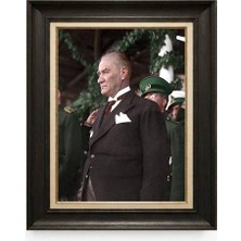 Giyense Tablore Siyah Varaklı Paspartulu Çerçeveli Atatürk Tablo A395