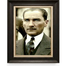 Giyense Tablore Siyah Varaklı Paspartulu Çerçeveli Atatürk Tablo A370