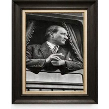 Giyense Tablore Siyah Varaklı Paspartulu Çerçeveli Atatürk Tablo A207
