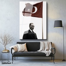 Tablofest Tamperli Cam Tablo Atatürk ve Dalgalanan Türk Bayrağı Atatürk Tablosu Duvar Dekoru