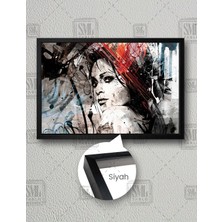 SML Tablo Poz Veren Kadın Grafiti Sanatı Boya ve Fırça Izleri Sokak Sanatı Yatay Çerçeveli Kanvas Tablo