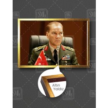 SML Tablo Gazi Mustafa Kemal Atatürk Üniformalı Yapay Zeka Ile Günümüzdeki Hali Dekor Yatay Çerçeveli Kanvas Tablo