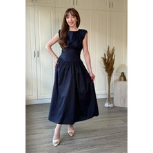 Dilay Gökoğlu Butik Vatkalı Poplin Midi Lacivert Elbise