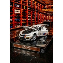 Oyuncak Sahili Bmw Z4 Gt3 Yarış Araba Model 14.5 x 6.5 cm Metal 1:32 Koleksiyon Modifiye Yazılı Kutulu Masaüstü Standlı Kapılar Açılır