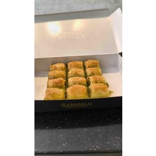 Sade Yağlı Fıstıklı Baklava