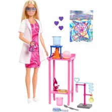 Uravas Store Barbie Kariyer Oyun Setleri - Bilim Uzmanı ve Aksesuarları Bilim Uzmanı Barbie ve Aksesuarları, Laboratuvar Masası ve Renk Değiştiren Aksesuarlarıyla Sarışın Bebek JCR70