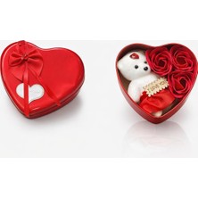 Uravas Store Kalpli Kırmızı Hediye Kutusu, Peluş Ayıcık ve Yapay Güller Ile, Sevgiliye Özel Romantik Set