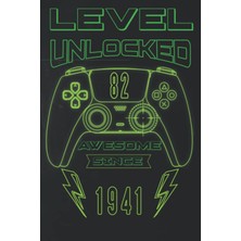 Uravas Store Level 82 Nd Unlocked Awesome Since 1941: 82 Nd January Birthday Gifts | Motivational Quotes | Happy Birthday | January Birthdays| Personalized Birthday Book| Personalized Birthday Gifts For Lovers