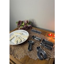 Uravas Store El Aletleri Kurabiye Kalıbı Seti - Tamirci - Hamur Şekillendirici - Şeker Hamuru Kalıp- 5 Adet