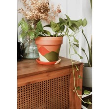 Uravas Store Terracotta Konik Saksı+Tabak • Abstract No.03 (Orta)