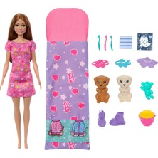 Renas Store Barbie ve Köpekçikleri Pijama Partisi Barbie ve Köpekçikleri Pijama Partisi Oyun Seti, 2 Oyuncak Köpek Figürü, 10'dan Fazla Aksesuar ve Renk Değişimi HXN01