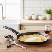 Renas Store Papilla Desert 25 cm Krep Tavası - Siyah Üzeri Gold Izmir Desenli Yanmaz Yapışmaz Pankek ve Akıtma Tavası