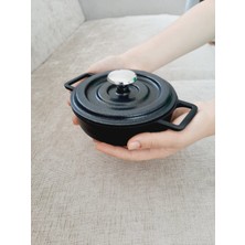 Bir Sürü Eşya Pak Market Lavonni 14CM*6CM Yapışmaz Döküm Mini Tencere Kapaklı Küçük Yemek Pişirme ve Sunum Tenceresi