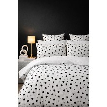 More Home Çift Kişilik Nevresim Takımı Lastikli Çarşaflı Kalp Desenli