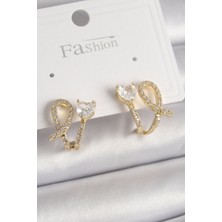 Pirinç Gold Renk Düğüm Model Zirkon Taşlı Kalp Detay Kadın Küpe