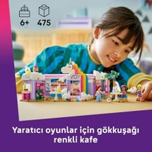Renkli Düşler Kafe 42684 – 6 Yaş ve Üzeri Çocuklar Için Paisley, Aliya ve Iza Mini Bebekleri ile Çeşitli Kafe Aksesuarları Içeren Yaratıcı Oyuncak Yapım Seti, Hediye Fikri (475 Parça)