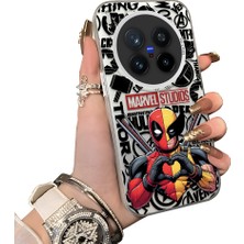 HONTINGA Vivo X300 Pro ile Uyumlu Kılıf Silikon Kenar Sert Arka Kamera Koruyucu Basitlik Anti Düşme Kamera Korumalı Marvel Desen Couple Telefon Kılıfı Kadın ve Erkek Için Uygundur K1-1903