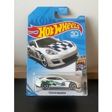 Hot Wheels Porsche Panamera Police
