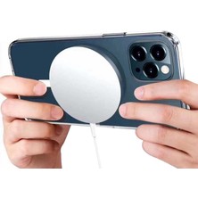 iPhone 16 Pro Kılıf Magneticsafe Şeffaf Silikon - Şeffaf