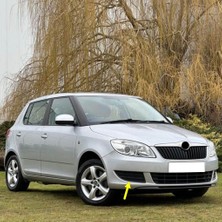 Renas Store Ön Tampon Sağ Sis Kapağı Sissiz 5J0807368A Skoda Fabia 2 ile Uyumlu 2011-2014