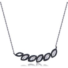 Emiliano Jewellery Zirkon Taşlı Pırlanta Montür Damla Taşlı Gümüş Kolye