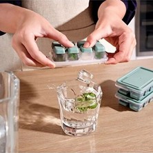 CATEKSSS Bas Çıkar Kapaklı Pratik Mini Silikon Çok Amaçlı Buz Kalıbı 8 Bölmeli Buzluk Push Up Ice Cube Silik