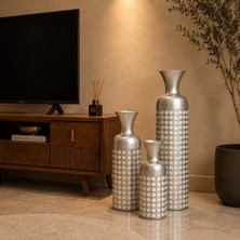 Vien Home Seramik Görünümlü Metal Dekoratif Vazo – Modern Puantiyeli Tasarım | Gümüş Renk