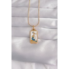 316L Çelik Gold Renk Beyaz Mineli Kız Figür Tarot Kolye