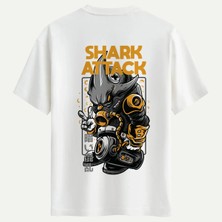 Oversize %100 Pamuk Erkek Shark Attack Sırt Baskılı Tişört - Beyaz