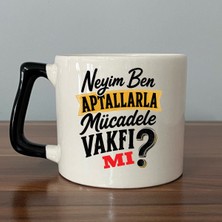 Mor Mürekkep Neyim Ben Aptallarla Mücadele Vakfı Mı Siyah Kulplu Prime Mizahi Hediyesi Bardak Kupa Fincan Mug