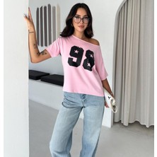 Budan Export Kadın 98 Yıldız Baskılı Kayık Yaka Düşük Omuz Kısa Kol Rahat Kalıp Yazlık T-Shirt