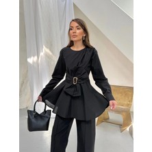 Hatun Atila Kadın Gold Tokalı Fiyonk Detaylı Peplum Bluz Bol Paça Pantolonlu Takım 3152 - Lacivert