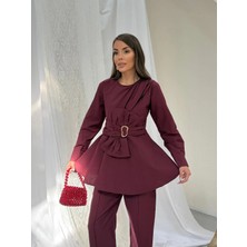 Hatun Atila Kadın Gold Tokalı Fiyonk Detaylı Peplum Bluz Bol Paça Pantolonlu Takım 3152 - Bordo