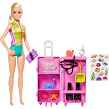 Kazan Hobi Barbie Deniz Biyoloğu Oyun Seti Barbie Bebekler ve Aksesuarlar, 10'dan Fazla Parçalı Deniz Biyoloğu Bebek (Sarışın) ve Taşınabilir Laboratuvar Oyun Seti HMH26