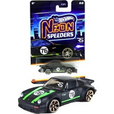 Kazan Hobi Hot Wheels Neon Yarışçılar - Porsche 934 Turbo Rsr JCB05