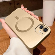 Ucuc iPhone 11 Uyumlu Kılıf Magsafe Özellikli Darbe Emici Altın Silikon Kapak