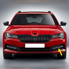 Kazan Hobi Ön Sol Sis Farı Çıtası Siyah 3V0853767C Skoda Superb ile Uyumlu 2020-2023