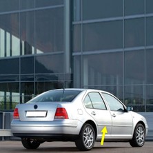 Kazan Hobi Sağ Arka Kapı Çıtası Boyanır Tip 1J4853754B Vw Bora ile Uyumlu 1999-2005
