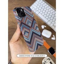 SC Soo Case iPhone 15 Kılıf Etnik Desenli Örgü Görünümlü Magsafe Uyumlu Premium Kapak Kılıf SOO-900