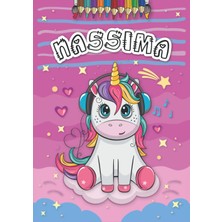 Kazan Hobi Nassima: Livre De Coloriage Personnalisé Pour Nassima | Licorne | Cadeau D'anniversaire Pour Fille ... | 4 À 8 Ans | 25 Motifs De Licorne Avec Le Prénom Nassima, Grand Format A4 (21 x 29.7 Cm)