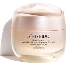 Kazan Hobi Shiseido Benefiance Wrinkle Smoothing SPF25 Gündüz Kremi 50 Ml, SHI-M-037