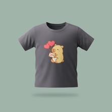 Çocuk Capybara Send Love Desenli Baskılı Tişört %100 Pamuk Süprem Kumaş - Antrasit