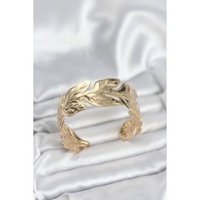 DMR Elegance Gold Renk Pirinç Levha Yaprak Model Kadın Bileklik