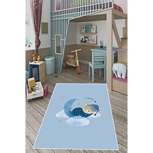 Kazan Hobi Pelangi Bulut Üstünde Sevimli Ayı Desenli Dijital Baskı Yıkanabilir Kaymaz Taban Çocuk ve Bebek Odası Halısı, Açık Mavi 160 x 300