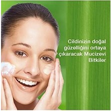Himalaya Since 1930 Peeling Etkili Hassas Yüz Temizleme Jeli, Kayısı, Aloe, Parabensiz, Tüm Ciltler, 150 ml