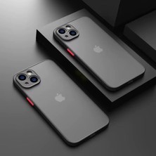 & Aksesuar iPhone 15 ile Uyumlu Arka Kısmı Mat Şeffaf Yapıya Sahip Kenarları Silikon Tpu Malzemeden Üretilmiş Renkli Tuşlara Sahip Kamera Korumalı Transparan Kılıf (Siyah)
